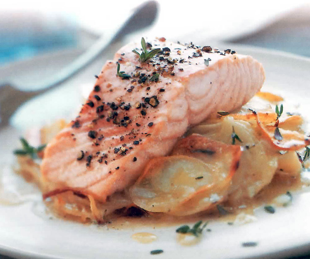 Recipes Blog Salmon Baked with Potatoes and Thyme Recipe