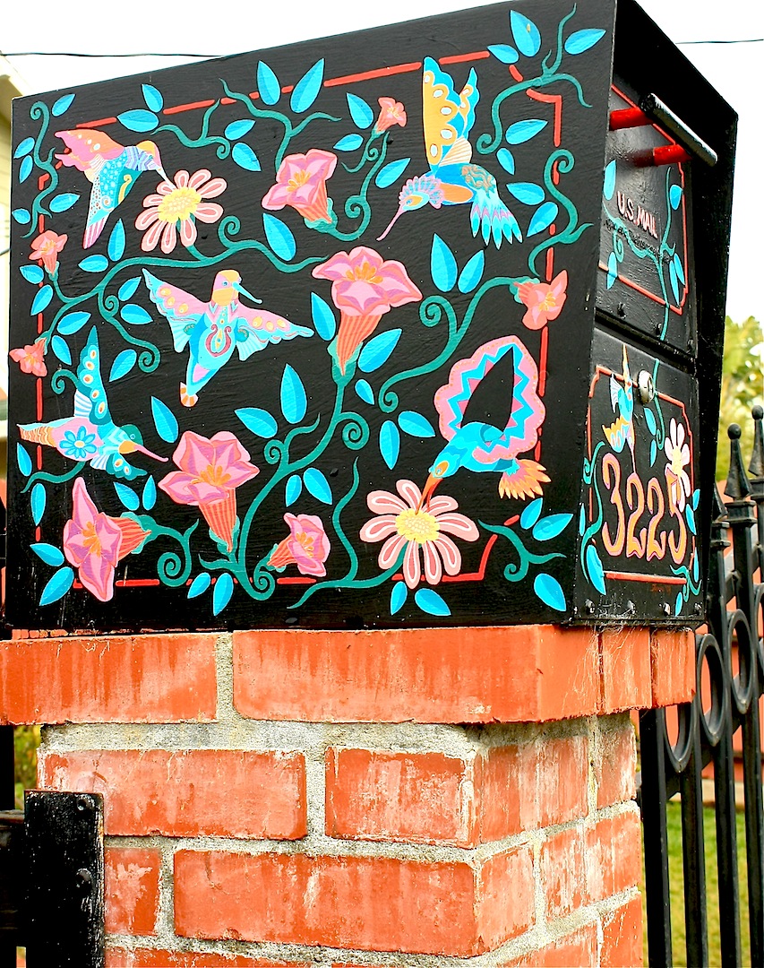 Oakland Daily Photo Monday Mural folk art design