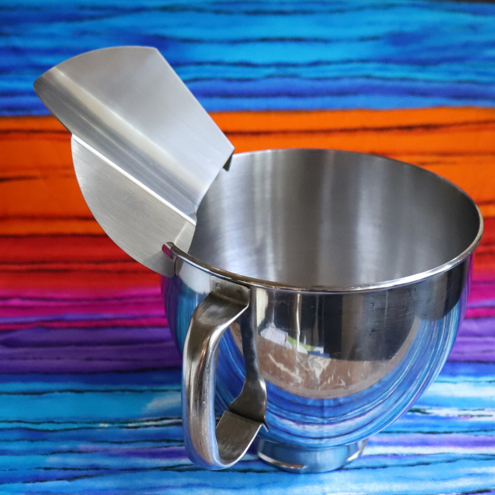 Cookistry's Kitchen Gadget and Food Reviews: New Metro Pouring Chute