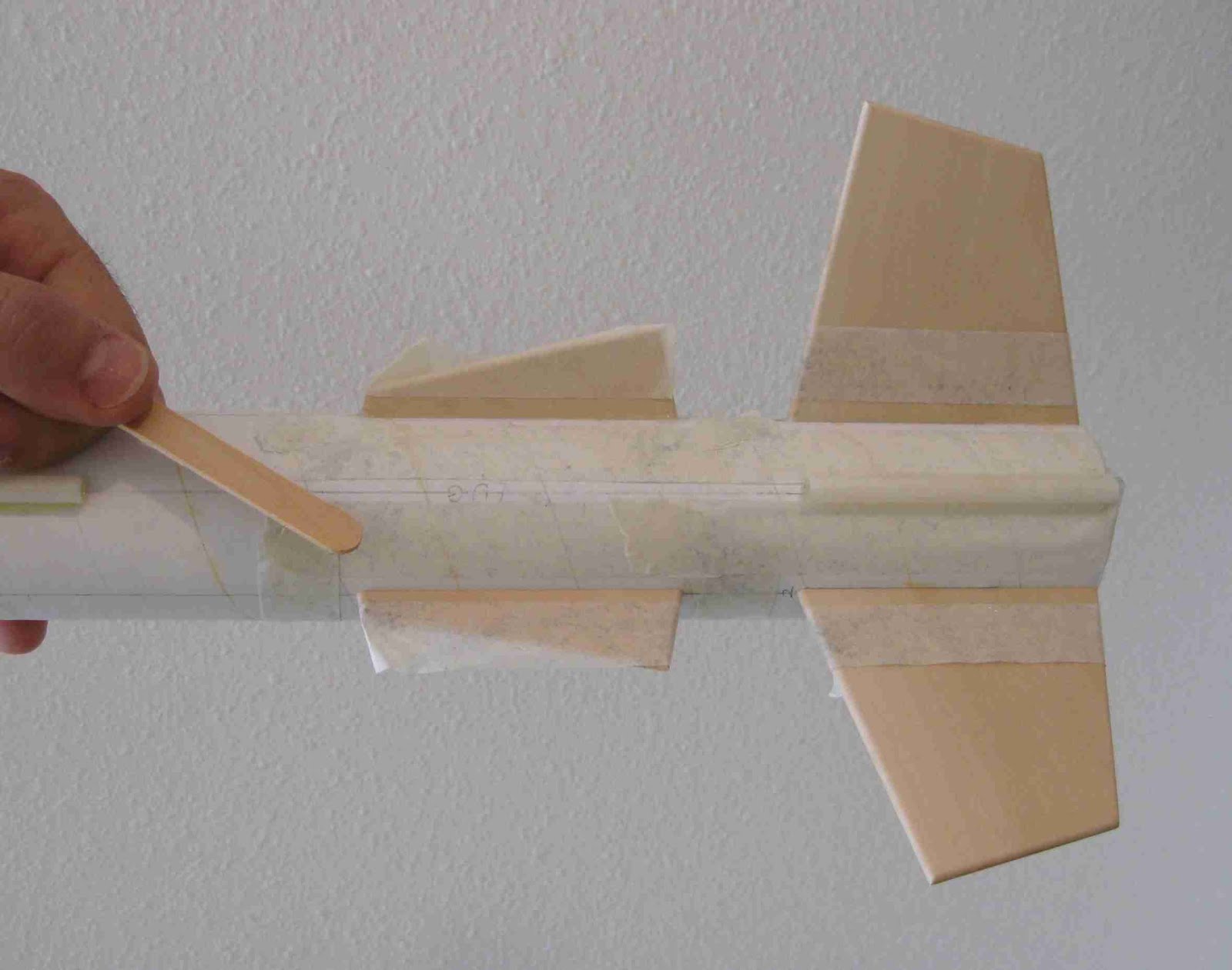 Model Rocket Building Scavenger! Build Part 20 Epoxy Fillets