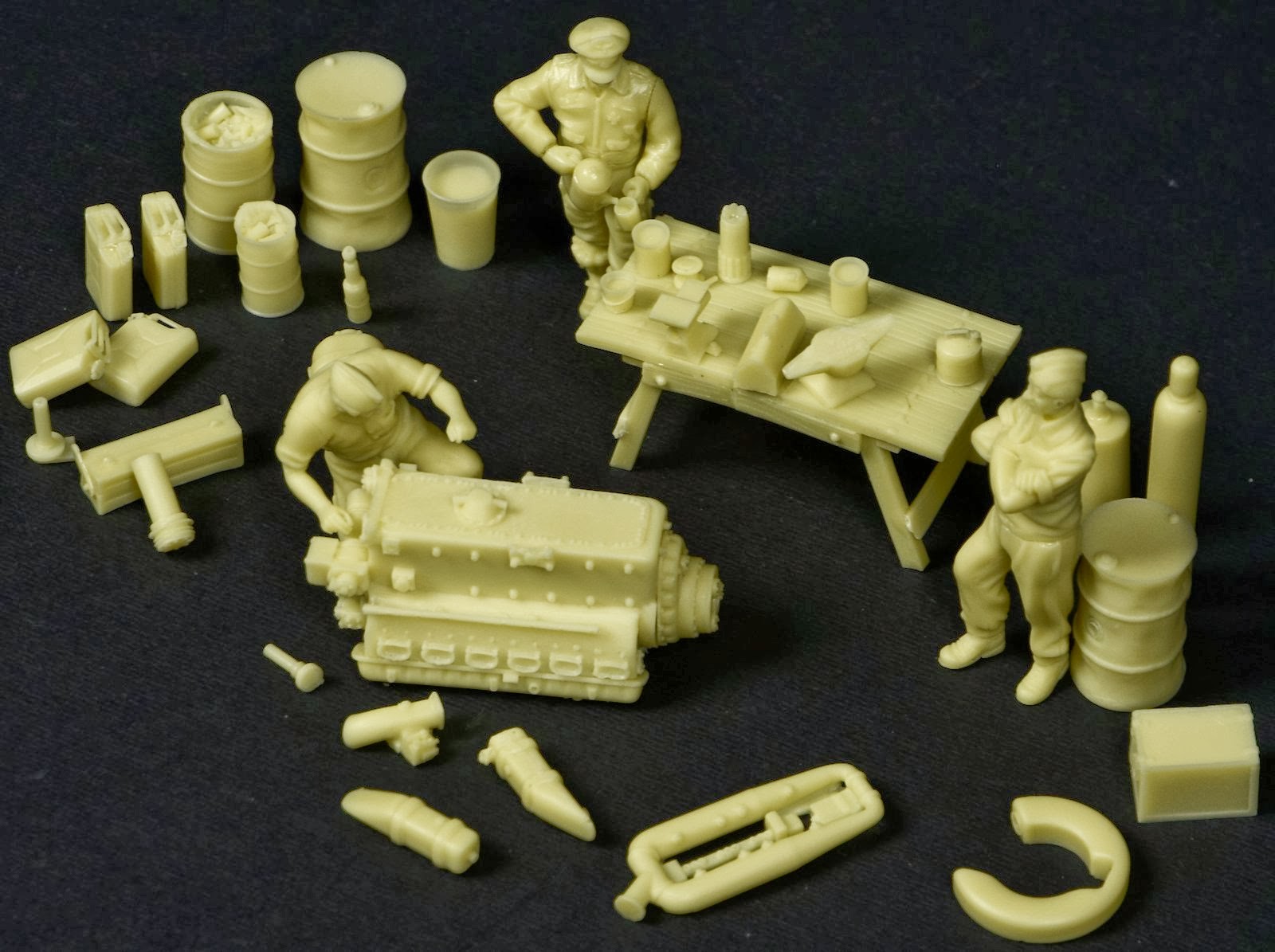 Verlinden 1/32 Luftwaffe Repair Section WWII 2774 3 Figures, Parts and Table