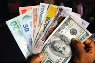 Naira depreciates against the dollar, closing at N320 1 naira%2Band%2Bdollar
