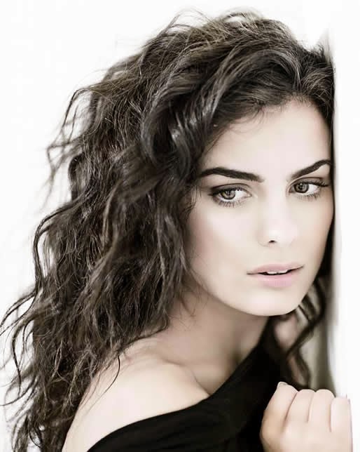 Top 10 Most Beautiful Chilean Actresses | Most Beautiful