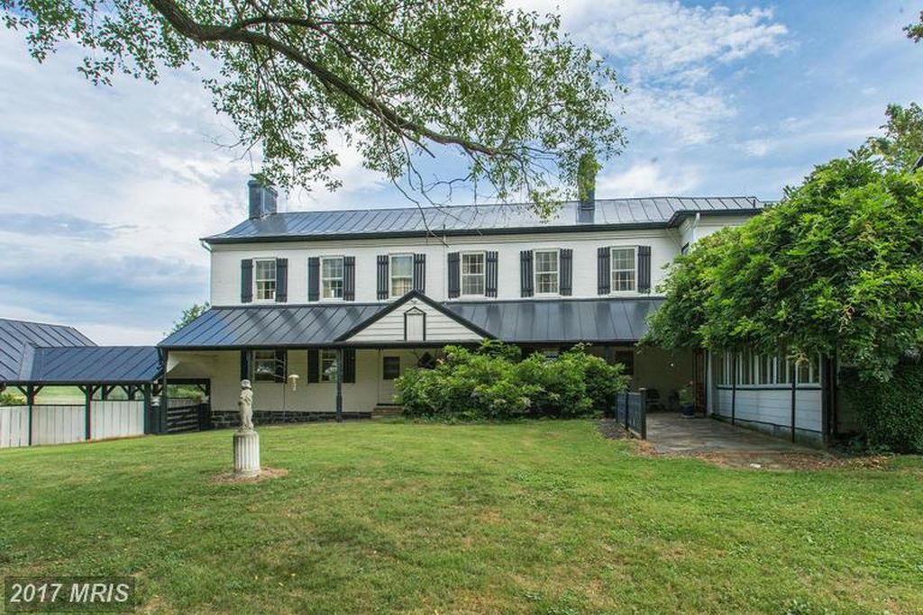 Sweet House Dreams 1774 Manor House in Berryville, Virginia