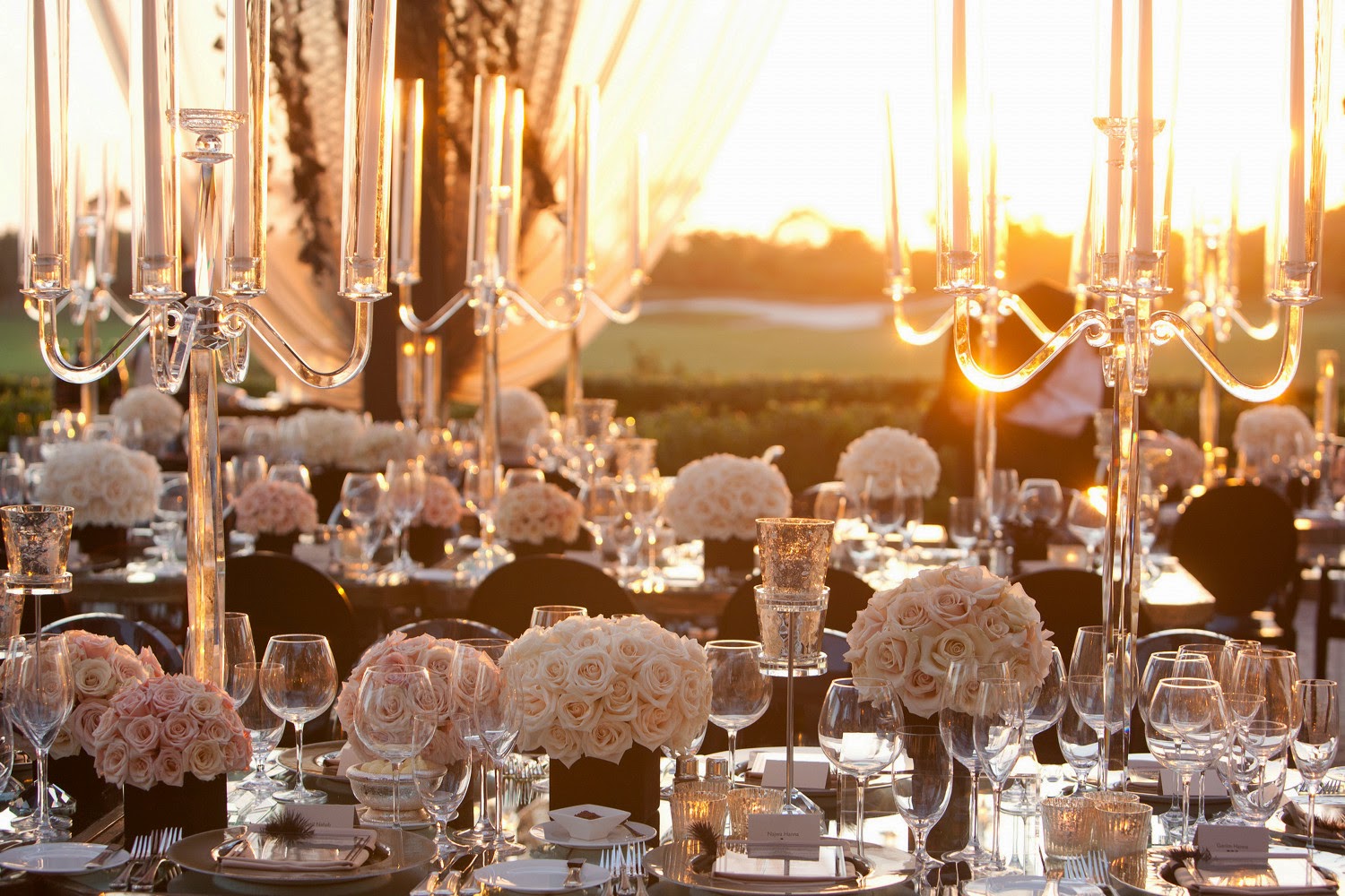 Memorable Wedding Candelabra Centerpieces for Weddings