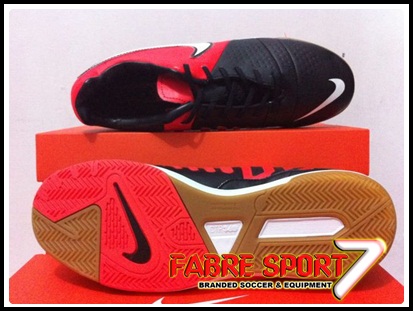 nike ctr360 maestri futsal
