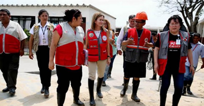 MINEDU: Ministra Martens inspecciona zona de SJL afectada por el desborde del río Huaycoloro - www.minedu.gob.pe MINEDU: Ministra Martens inspecciona zona de SJL afectada por el desborde del río Huaycoloro - www.minedu.gob.pe