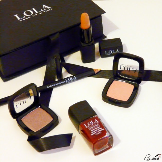 Diferentes productos de la colección It Girl de Lola Make Up