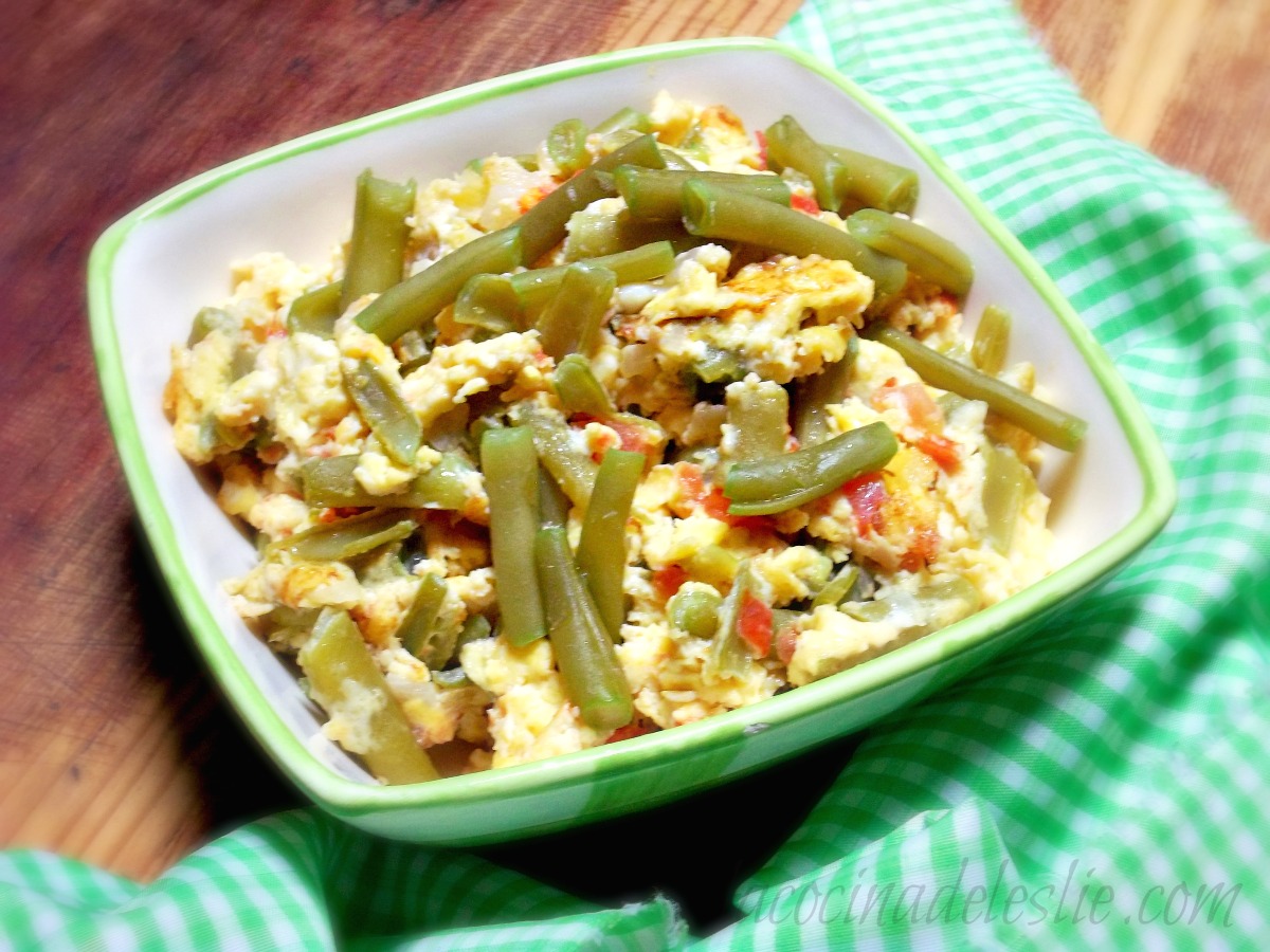 CREAMY Scrambled Eggs with Green Beans