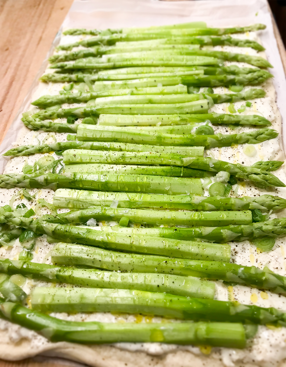 Chili and love Pizza bianco agli asparagi