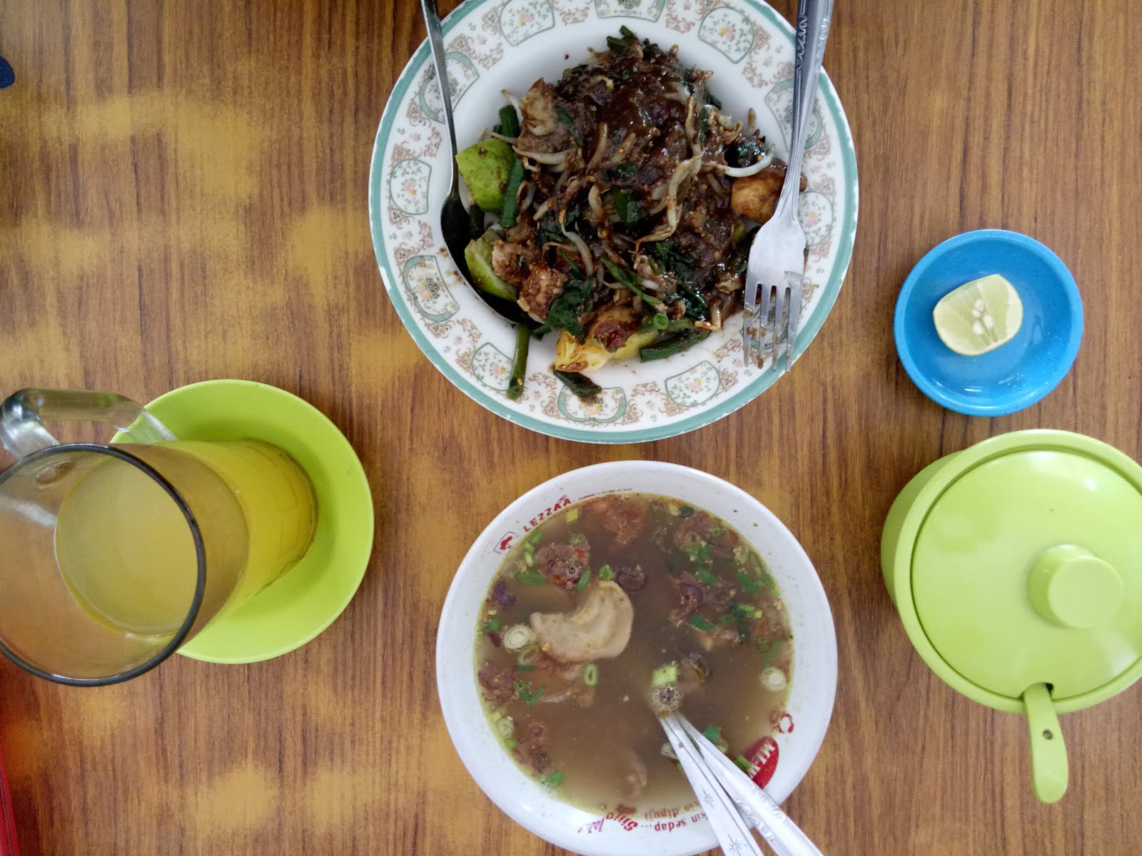 Buka Puasa Di Depot Soto Madura Ibu Hj Kuwat Dari Surabaya Dian Restu Agustina