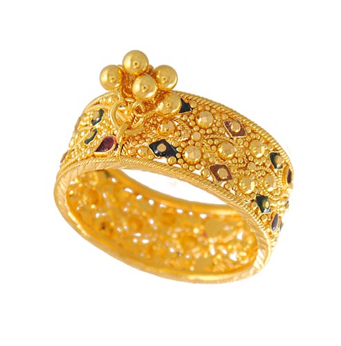 Kristine Blogs new: Indian Gold Rings Designs