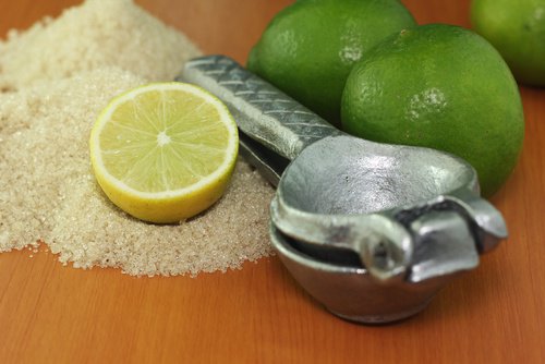 Le citron et le sucre Le citron et le sucre
