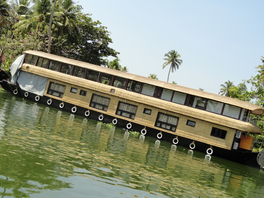 Houseboat Day Cruise in Alleppey , House boat Day Cruise
