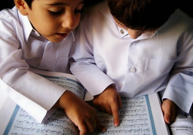 Jangan Biarkan Anak Kita Menjadi Pribadi Yang Tak Akhlak, Simak 5 Tips Mendidik Anak Ala Rasulullah Berikut Ini