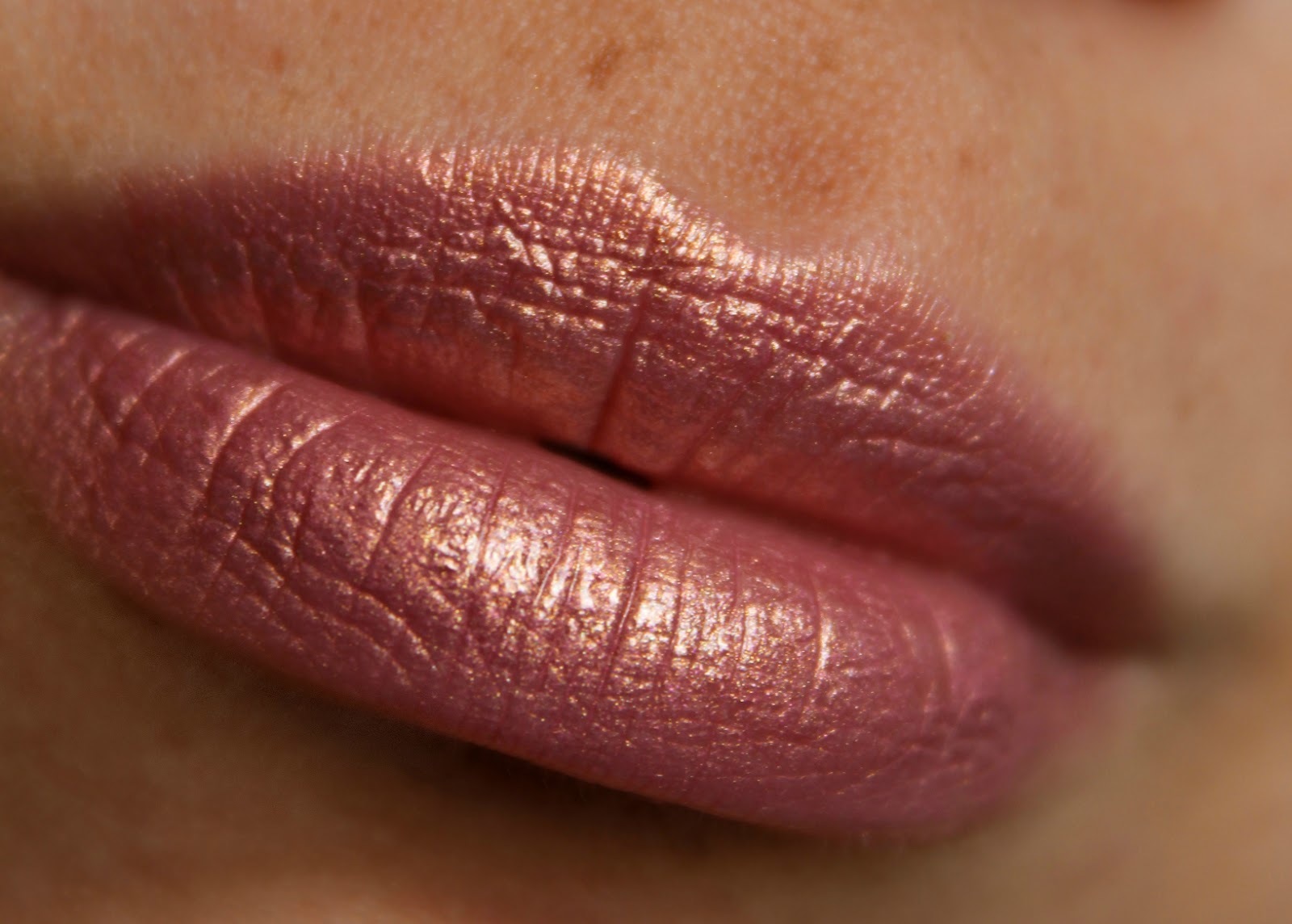 губная помада karite lipstick. губная помада перламутр. губная помада перламутр. Luxvisage губная помада luxvisage палитра. перламутровая помада.