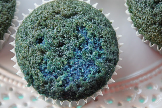 green-velvet-cupcakes, cupcakes-green-velvet