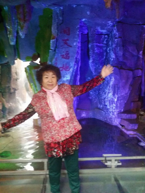 My Favorite Granny Chinese Intellectual Granny Dignified And Sensuality