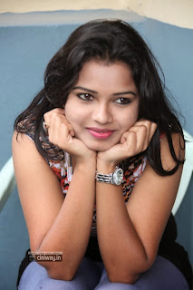 Telugu-Actress-Naveena-Jackson-Latest-Stills