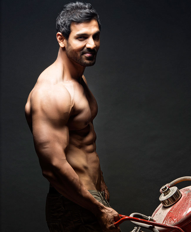 MANS HEALTH: john abraham ka body banane ka tarika