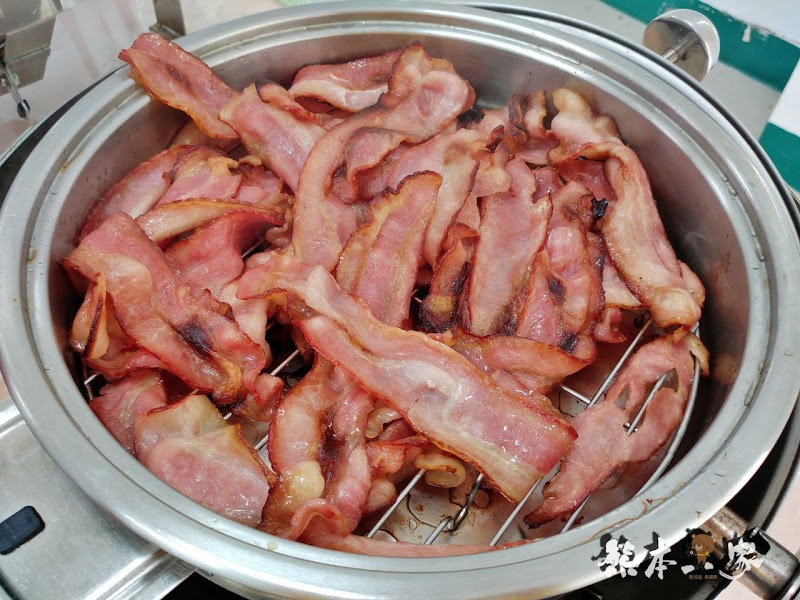 苗栗特色料理|飛牛餐廳|牧場起司酥、鮮奶饅頭酥好吃-還有素食、單點、團體合菜選擇
