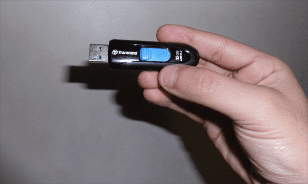 طريقة-اصلاح-فلاش-ميموري-USB-المعطلة-وحذف-الفيروسات 