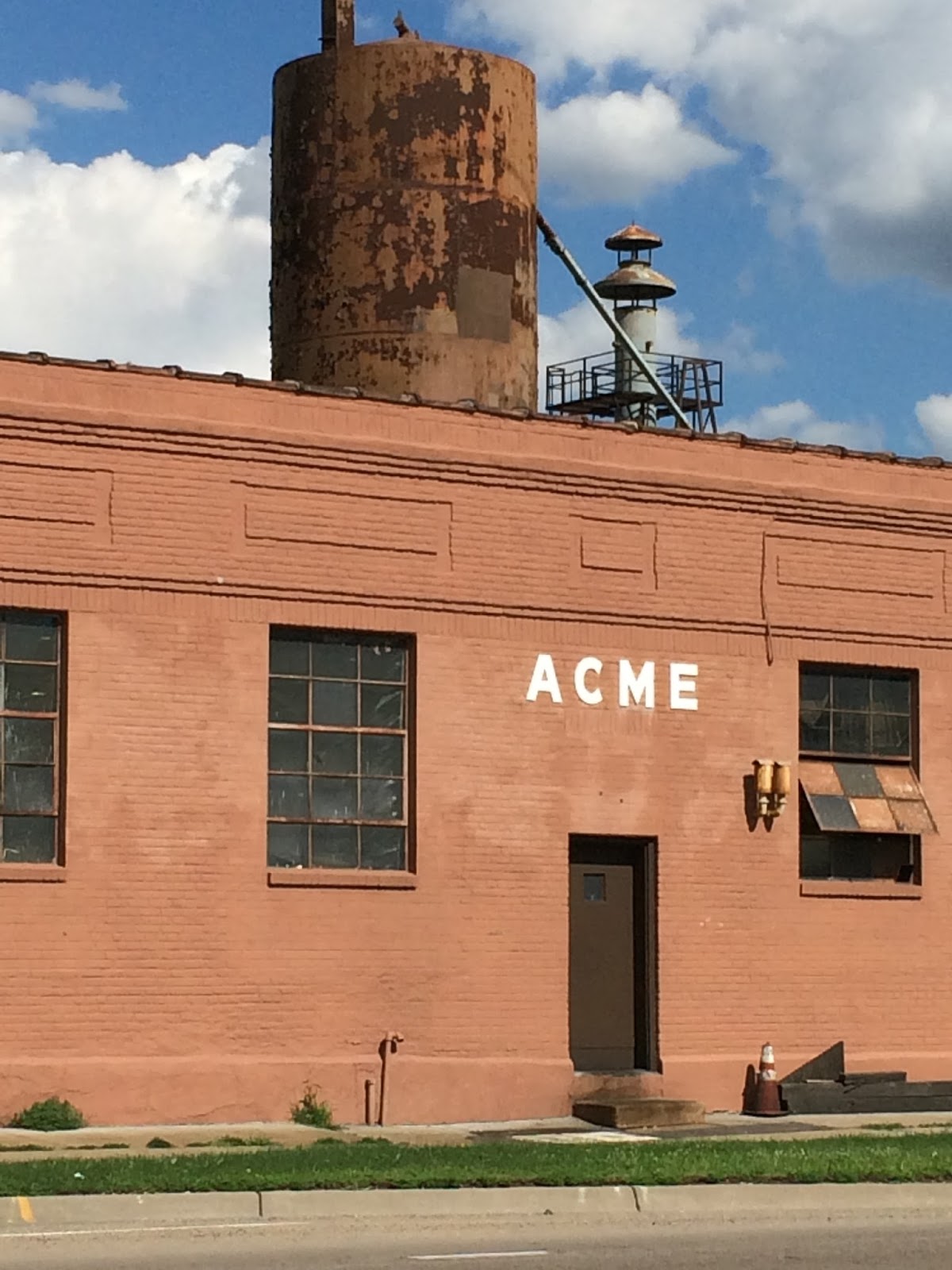 VISUAL SAINT PAUL Acme Foundry