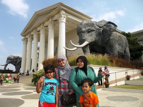 Tak ada Waktu Buat Si Kecil? Anda Bisa Coba 5 Kegiatan Seru Ini Untuk Meningkatkan Kedekatan dengan Anak Tak ada Waktu Buat Si Kecil? Anda Bisa Coba 5 Kegiatan Seru Ini Untuk Meningkatkan Kedekatan dengan Anak