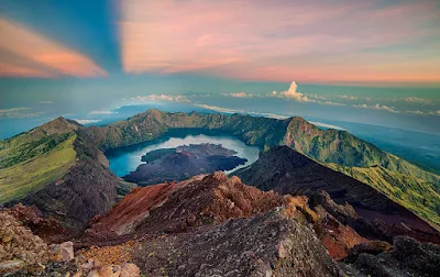 Peak Mount Rinjani 3726 meters