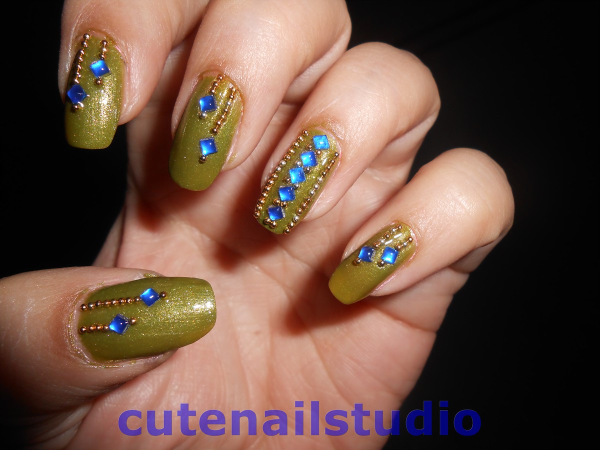 1. Traditional Indian Nail Art Designs - wide 3