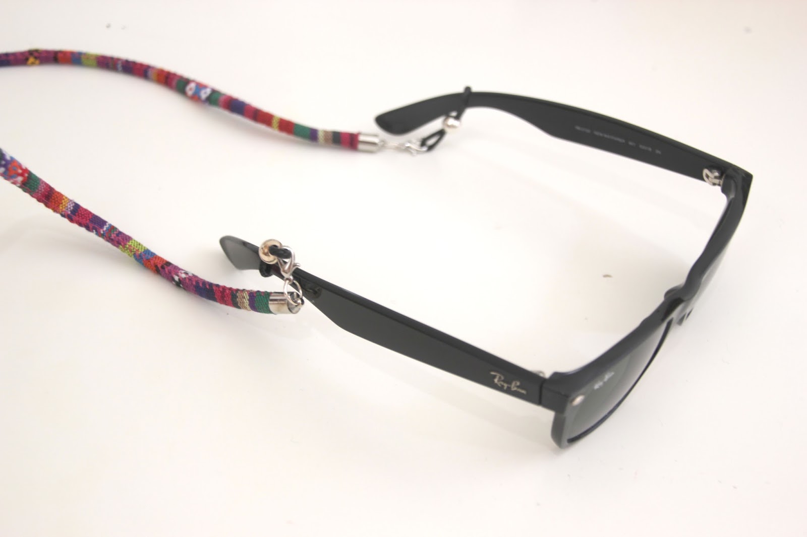 DIY Cordón de gafas étnico Oh, Mother Mine DIY!!