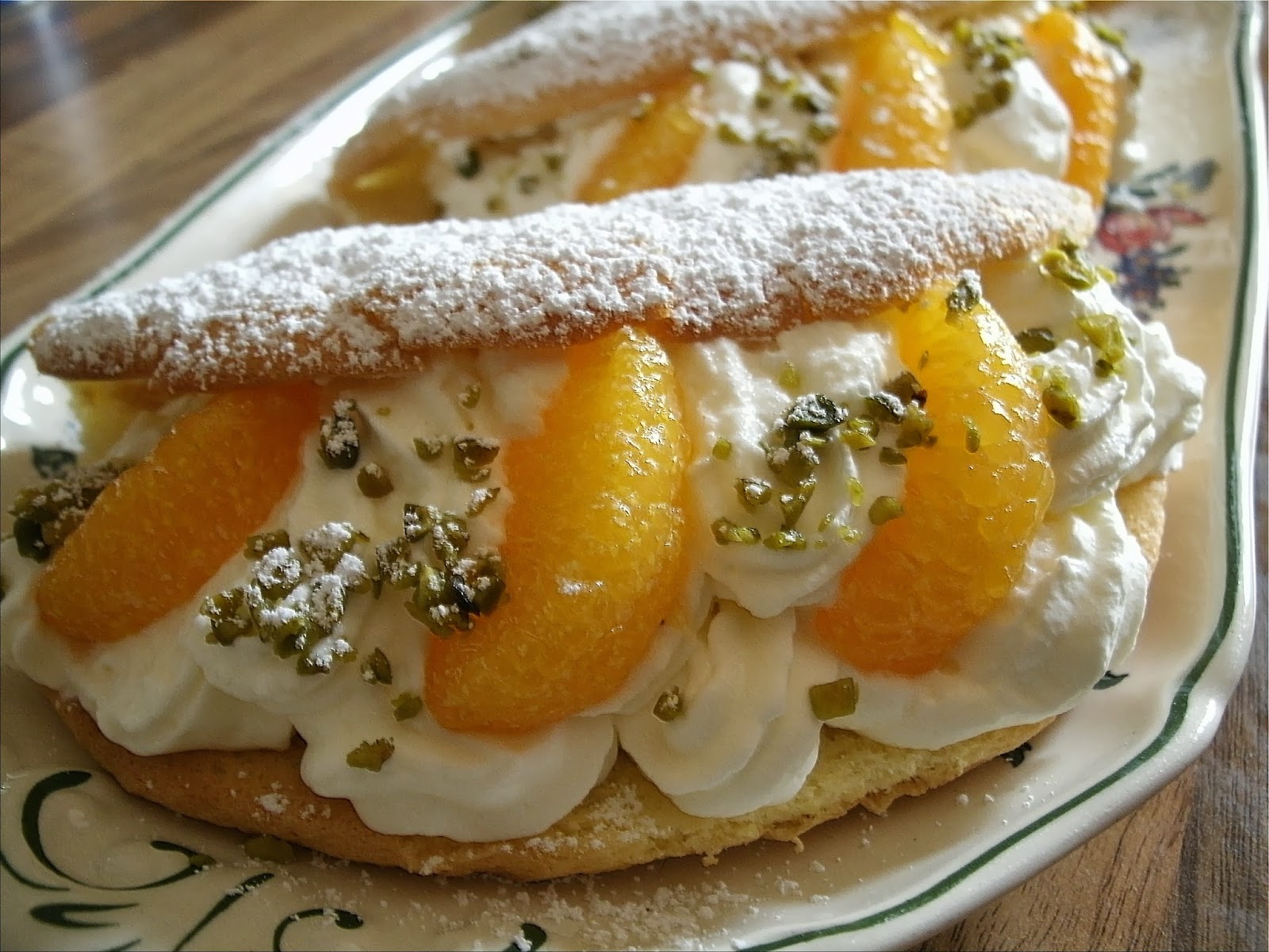 backe-backe-kuchen: Biskuit- Omelette mit Mandarinen und Pistazien