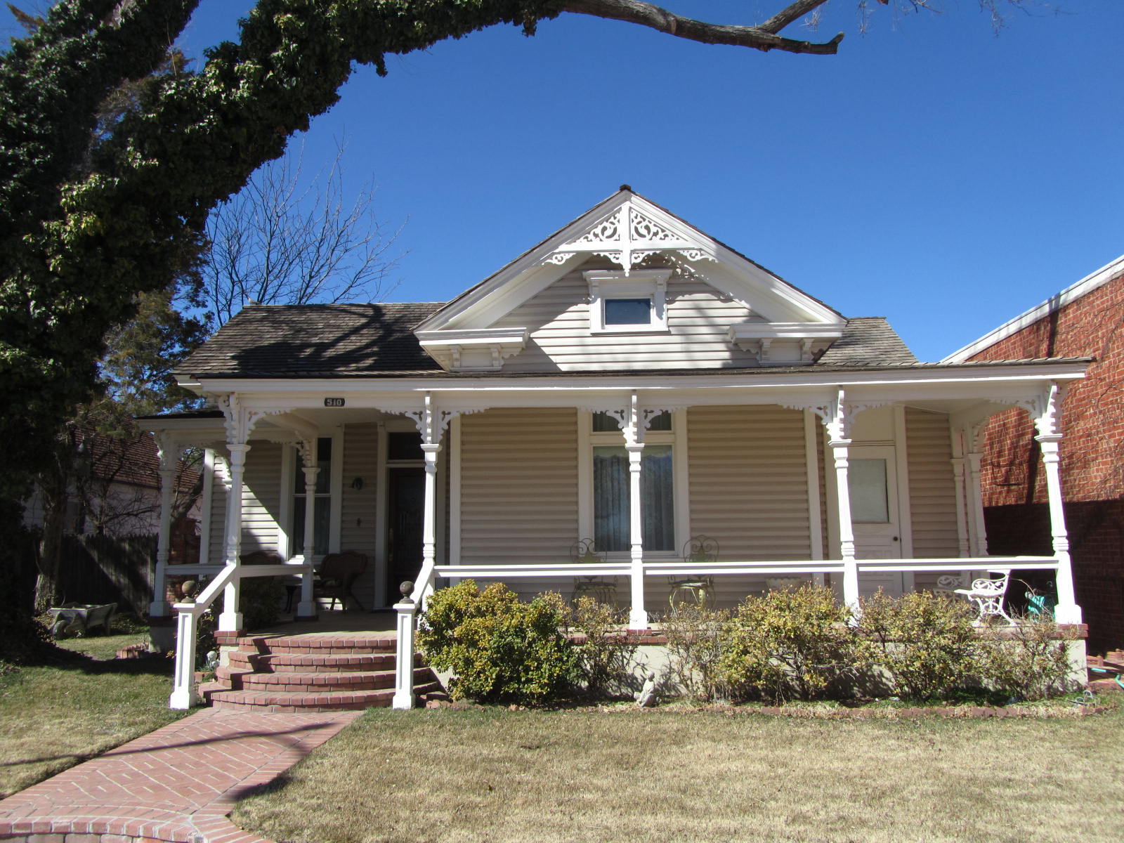 autoliterate American Houses, Dalhart, Texas