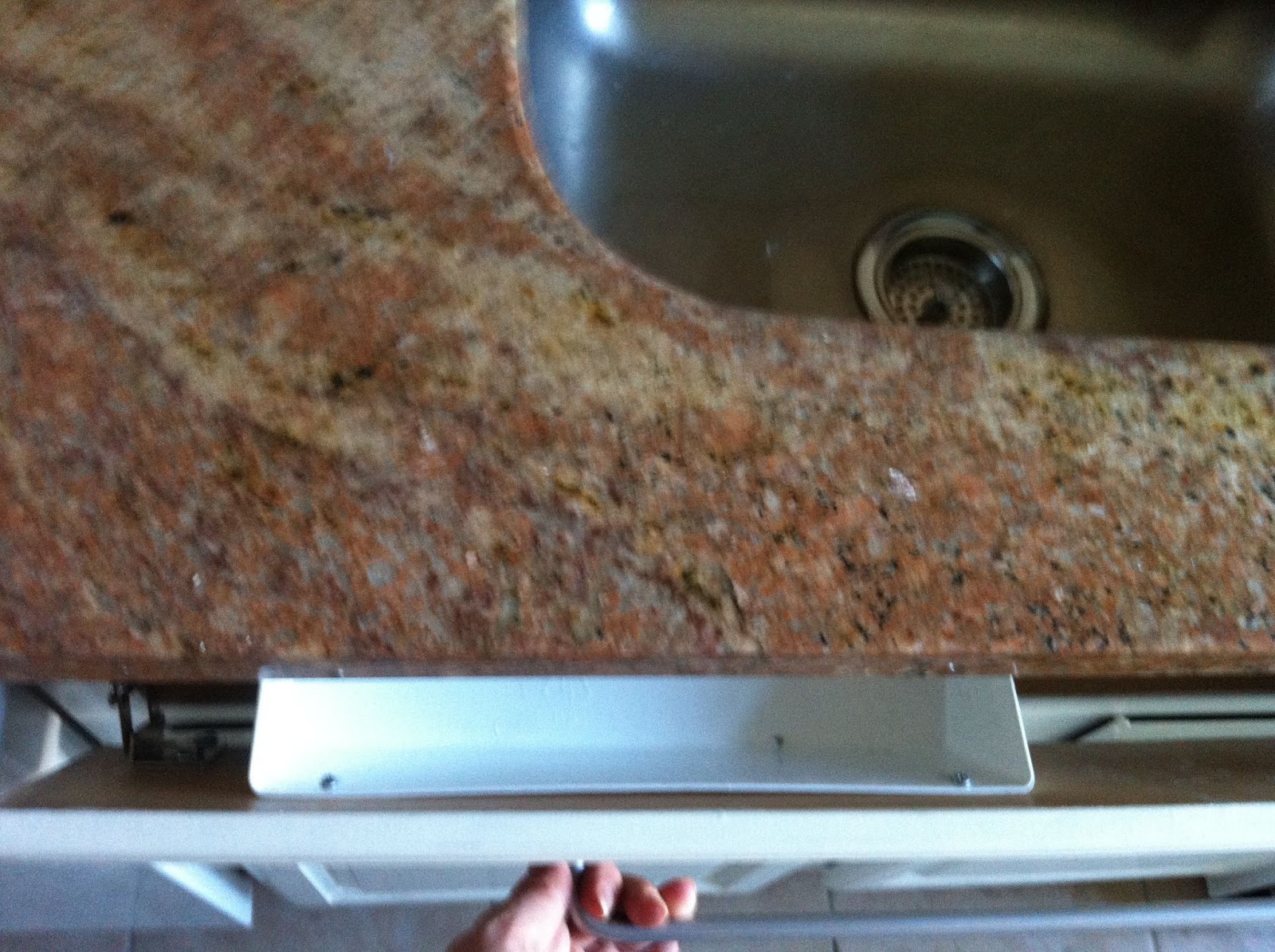 kitchen sink tipout tray
