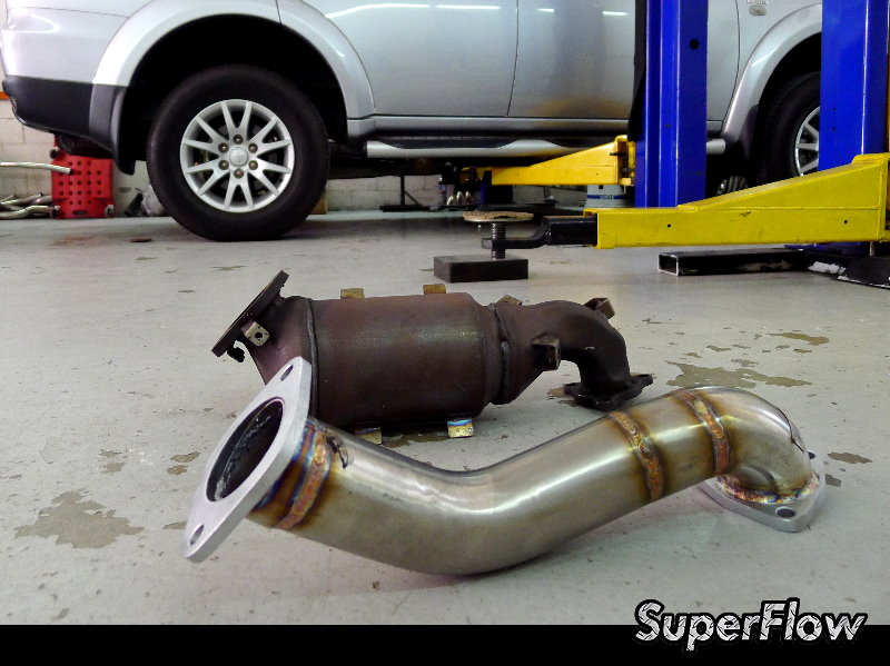 SUPERCIRCUIT Exhaust Pro Shop Turbo Downpipe for Pajero Sport/Triton 2