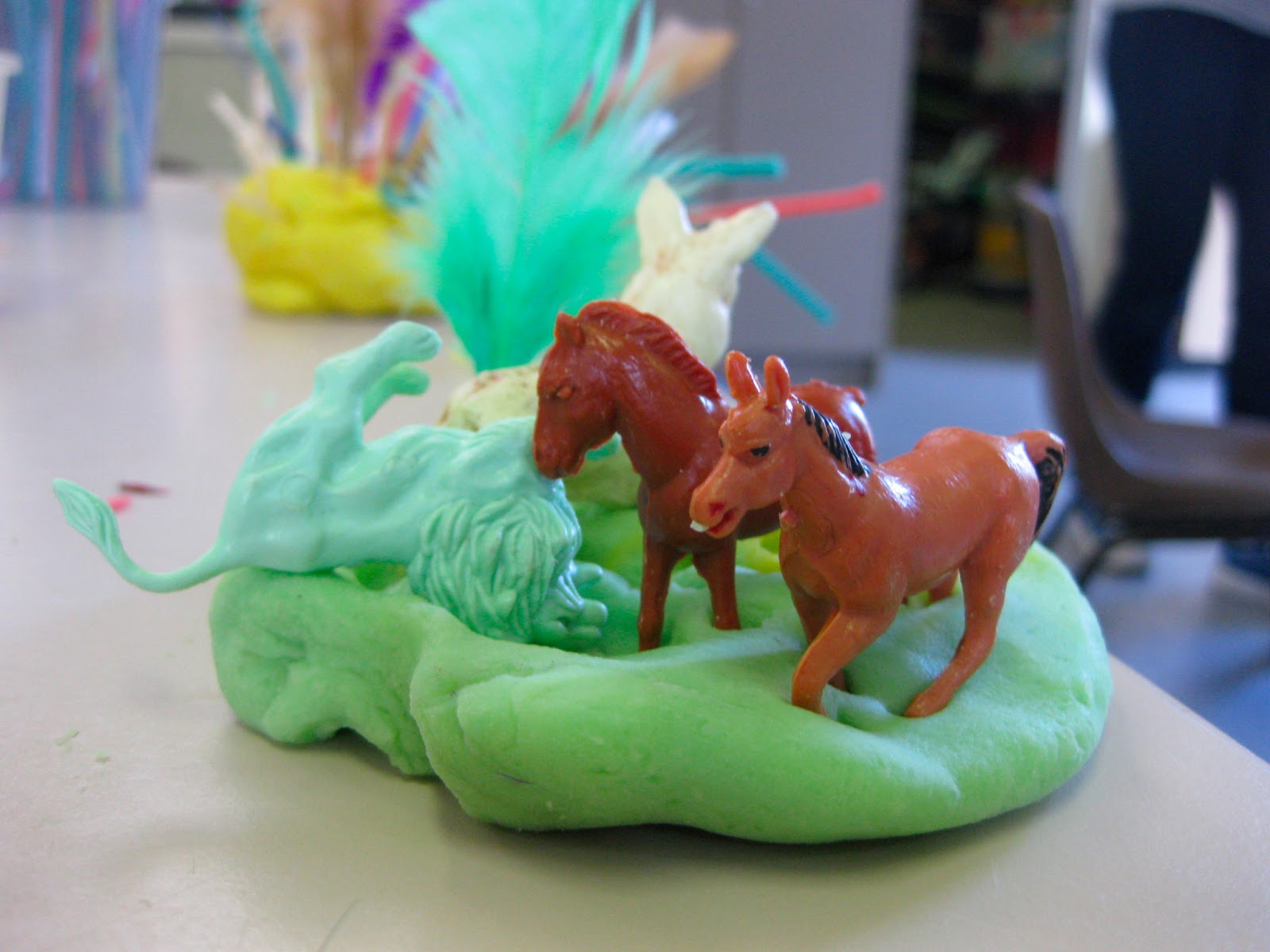 thirtynine Playgroup art & craft Playdough sculptures