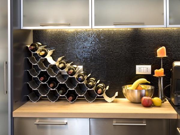 Botellero como elemento para ordenar la cocina