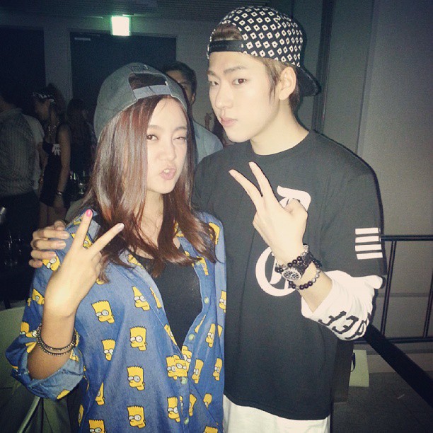 KPOP Lim snaps photos with Block B's Zico