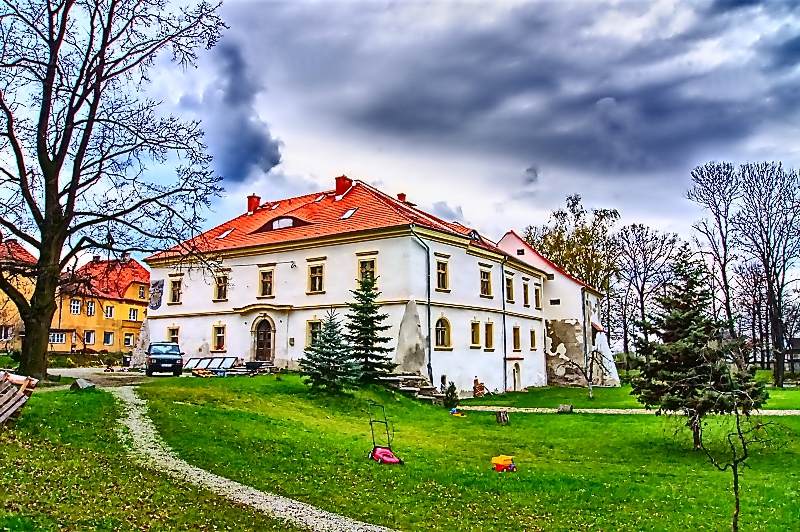 Zamki i palace foto Majka D PIOTROWICE NYSKIE