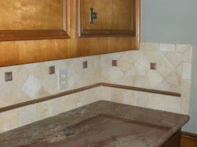 COCINAS Y BAÑOS: REPOSTEROS ENCIMERAS PISOS DUCHAS: COCINA DE GRANITO