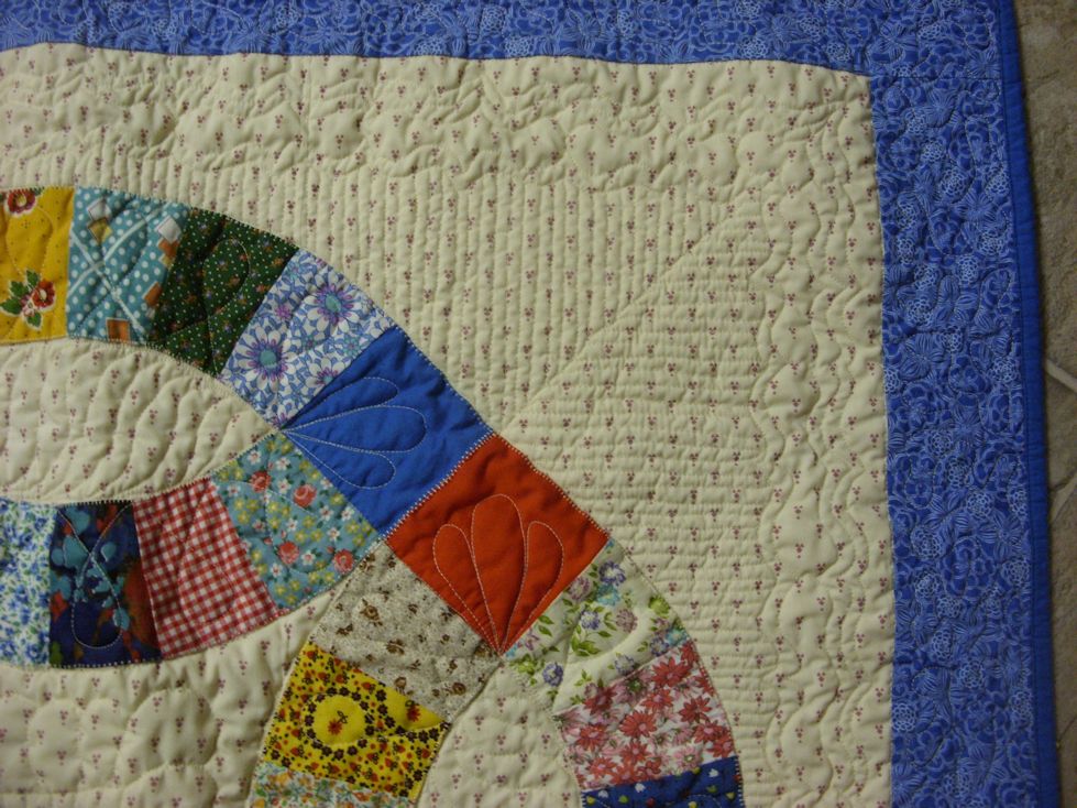 Elizabeth's Quilt Projects A Completed Quilt and a Quilt Top