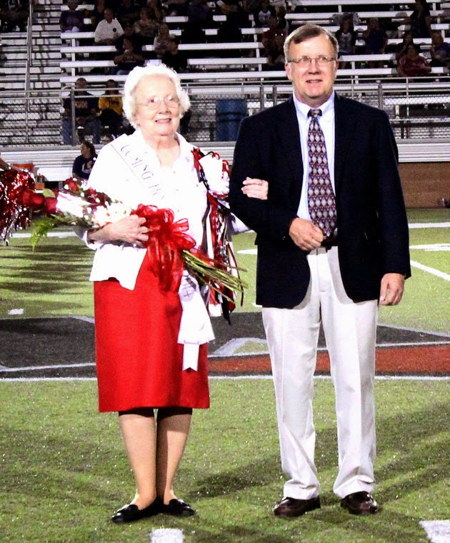 MWHS 50 Year Club Mineral Wells High School 2014 Coming Home Queen