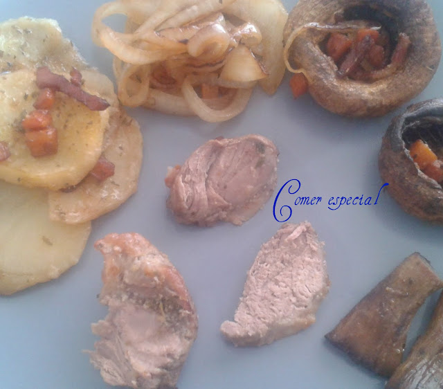 http://comerespecial.blogspot.com.es/2013/06/solomillo-de-cerdo-con-verduras-y-papas.html