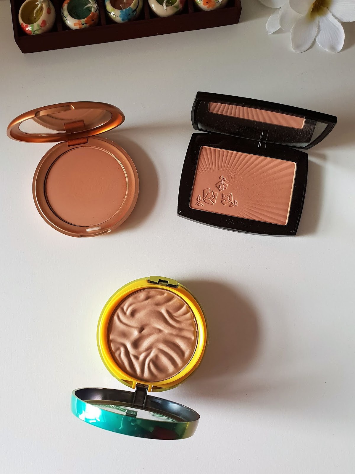Beautifully Glossy The bronzer declutter