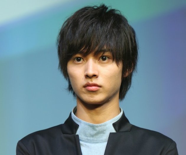 4 Aktor Jepang Yang Masuk Daftar 100 Wajah Tertampan di Dunia | LIAT AJA