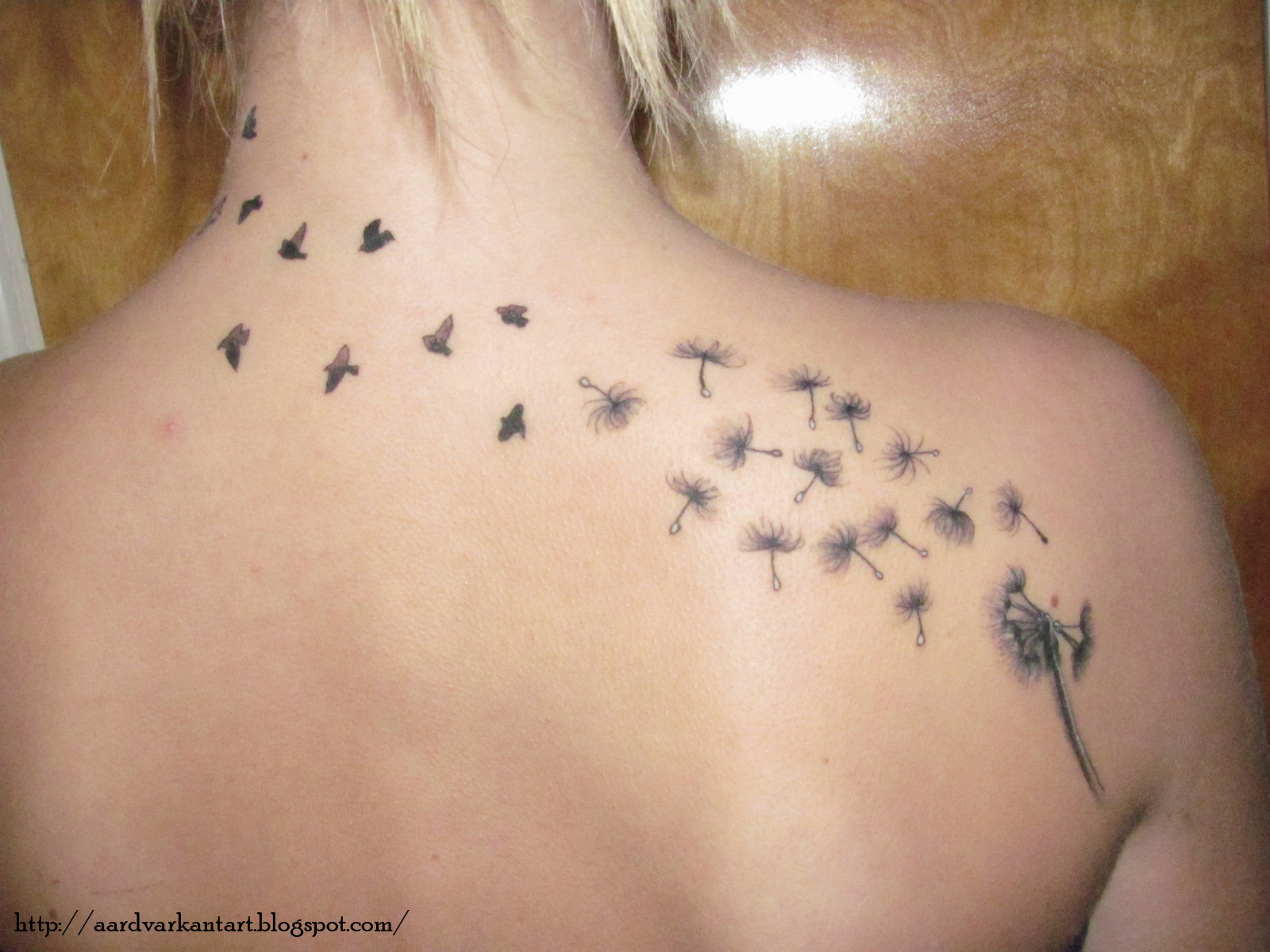 http://2.bp.blogspot.com/-dTql2JdsGrQ/TanCpzZGokI/AAAAAAAAAKs/BoP8pJJg9S4/s1600/dandelion+tattoo.jpg