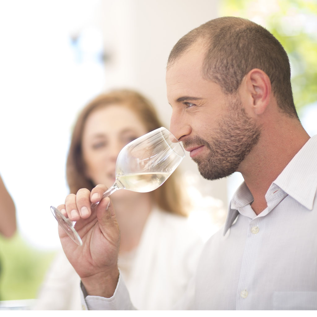 Smell of alcohol raises addiction risk