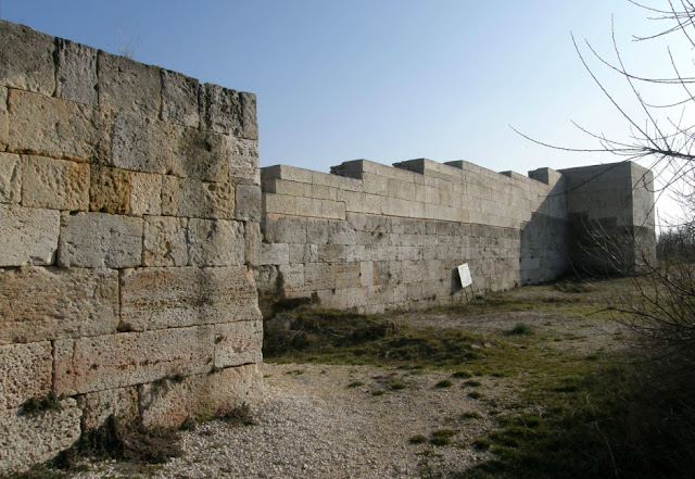 Bulgaria’s ‘fake’ castles fail to inspire tourist boom Bulgaria’s ‘fake’ castles fail to inspire tourist boom