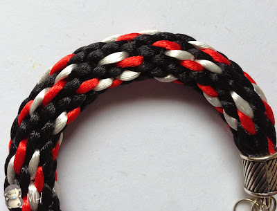 Pulsera con bastoncitos de caramelo