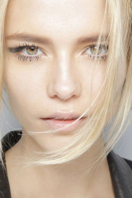 #clumpylashes #make #makeup #beauty #lashes #mascara #rímel